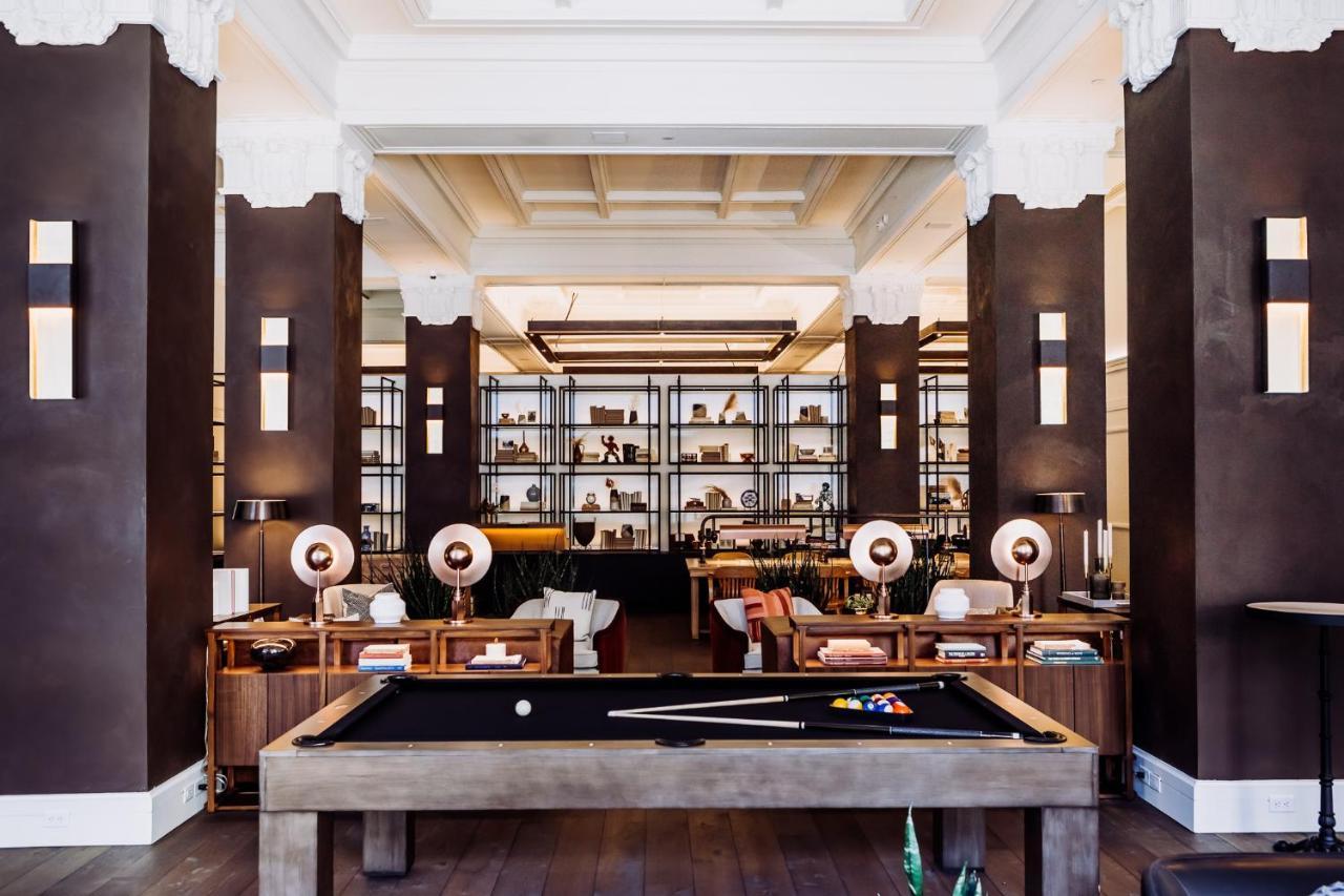 Surety Hotel Des Moines Bagian luar foto