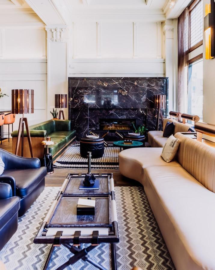 Surety Hotel Des Moines Bagian luar foto